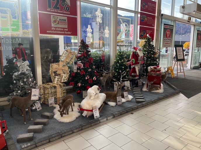 Garten. Anja und Sedra (1)